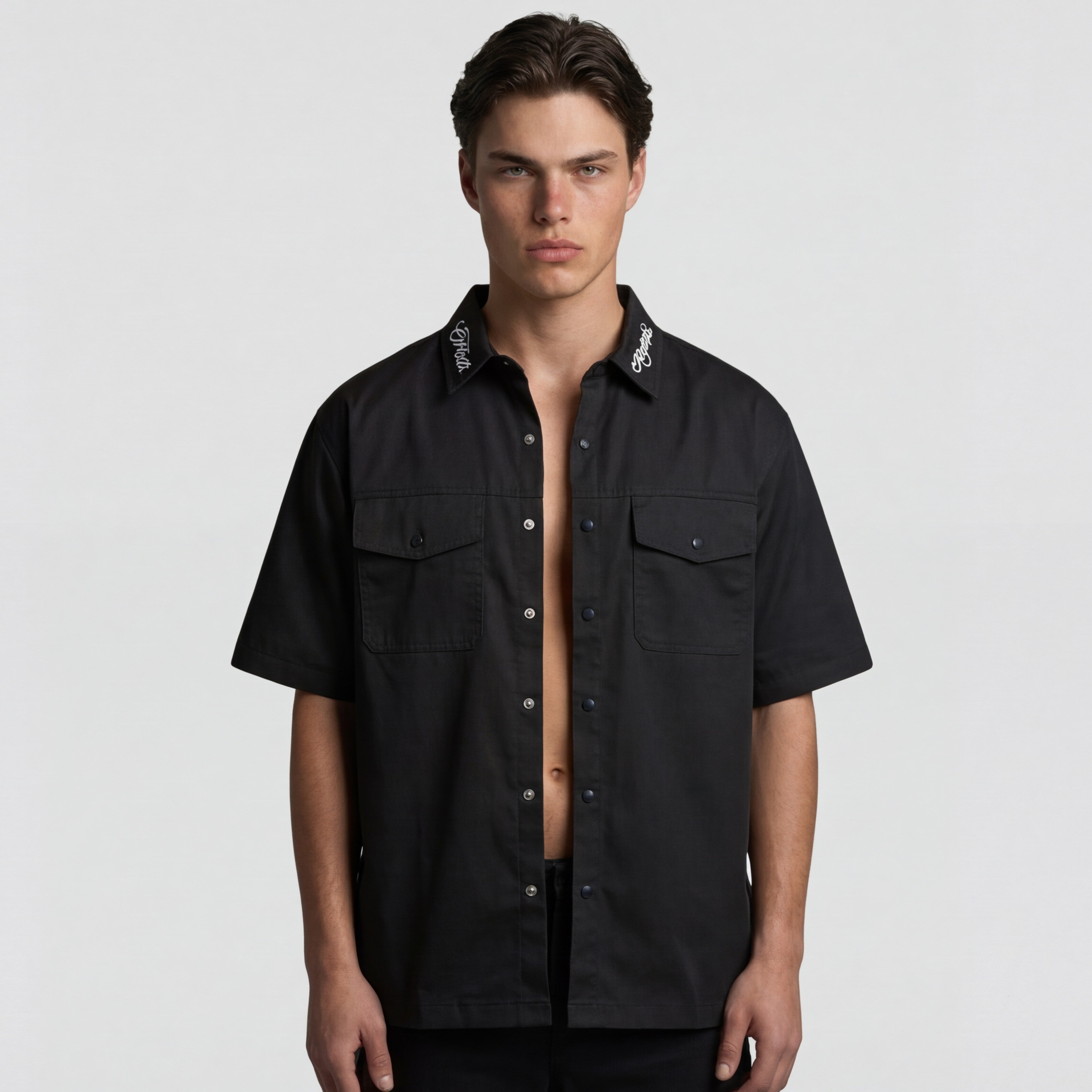 MAVERICK EMBROIDERED TEE